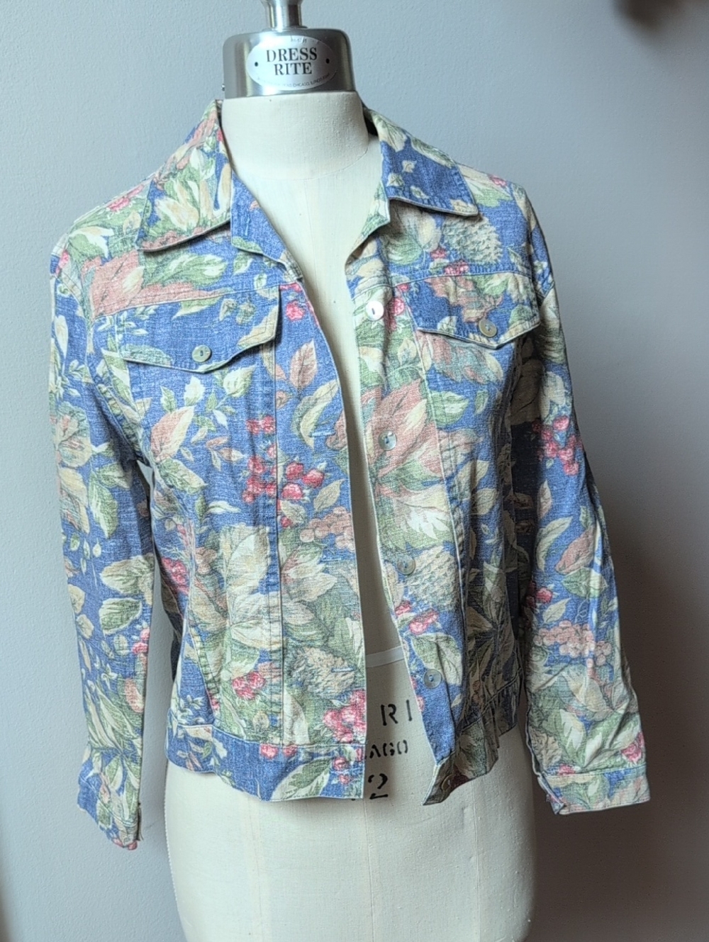 Norm Thompson Lightweight Floral Jean Jacket Medium